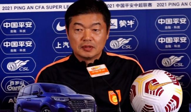 米兰的首选是基维奥尔，但是阿森纳似乎不愿意将他外租，而备选方案则是朗格莱，他在阿斯顿维拉没有出场机会。